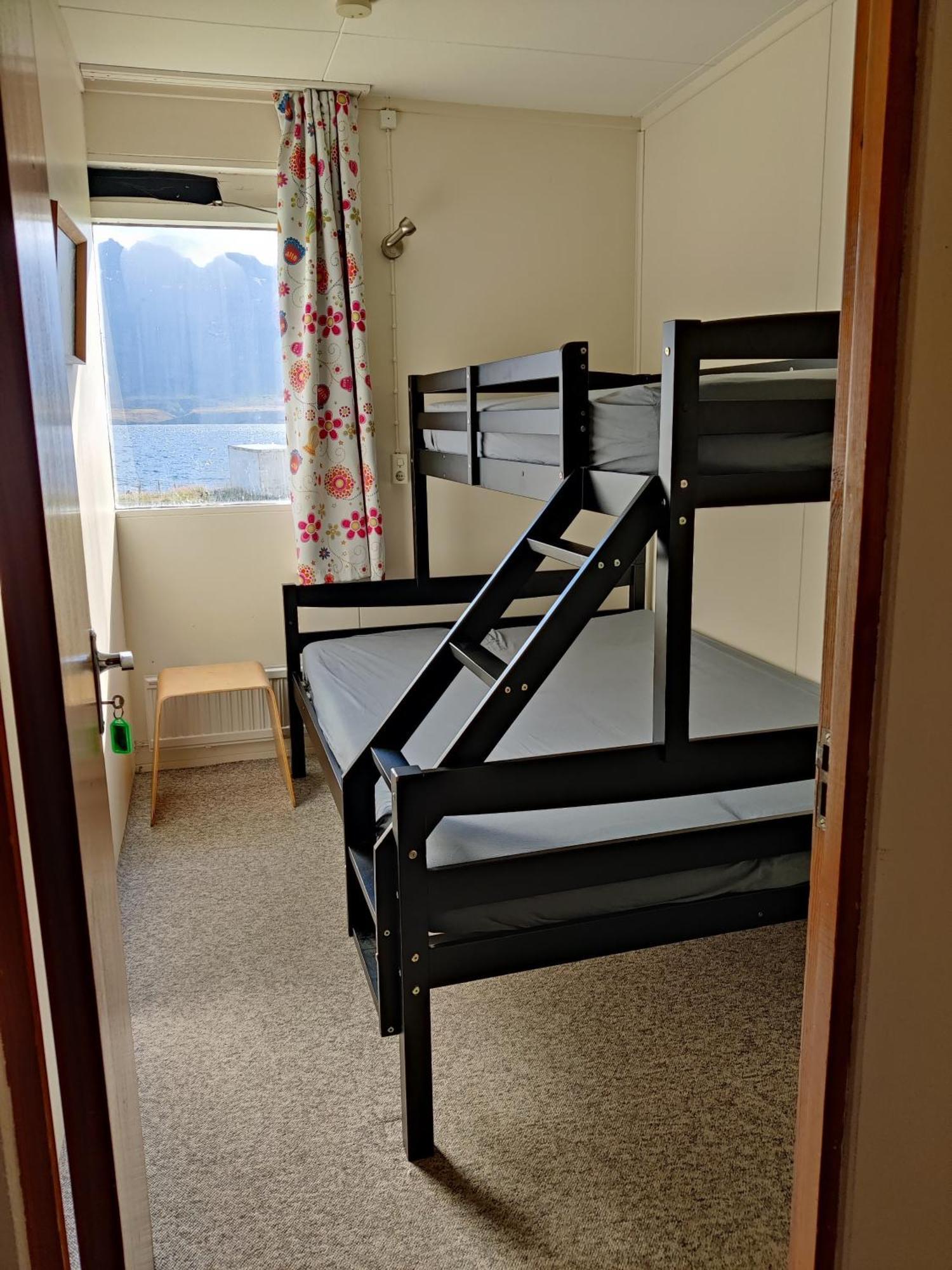 Solbrekka Guesthouse Mjoifjorthur Zewnętrze zdjęcie
